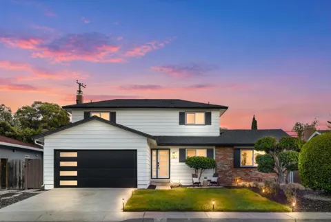 3282 Loma Alta Drive