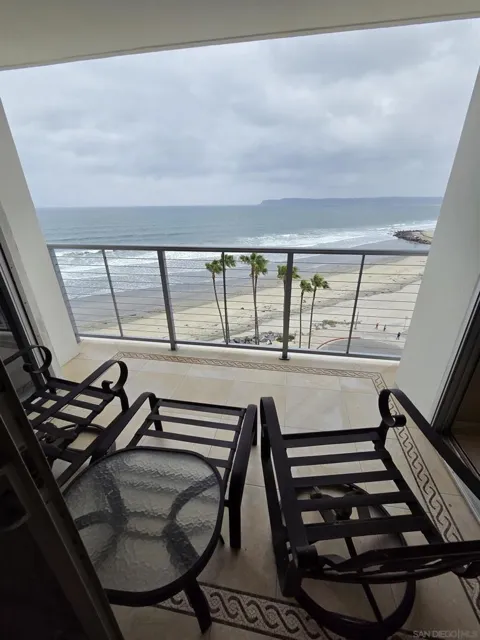 1720 Avenida Del Mundo #802/803