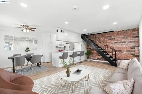 2201 Partridge Way #2