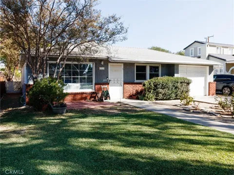 1227 Grove