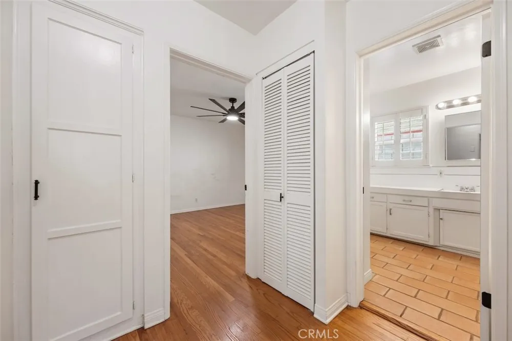 2903 Lincoln Burbank, CA 91504