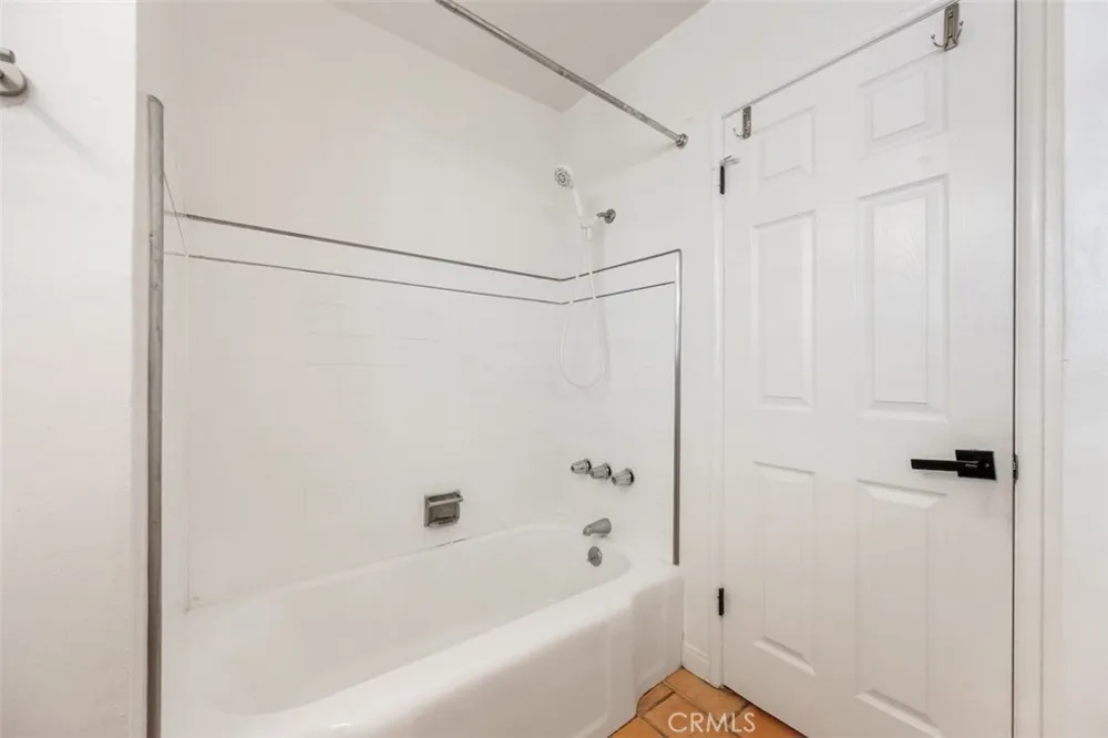 2903 Lincoln Burbank, CA 91504