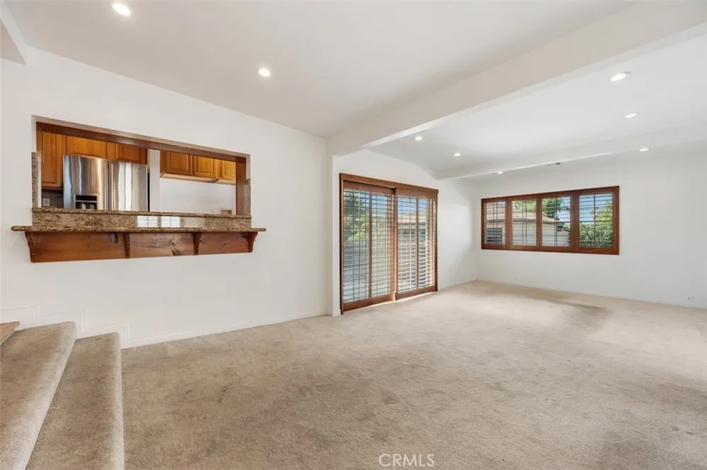 2903 Lincoln Burbank, CA 91504