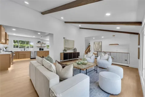 3114 S Rene