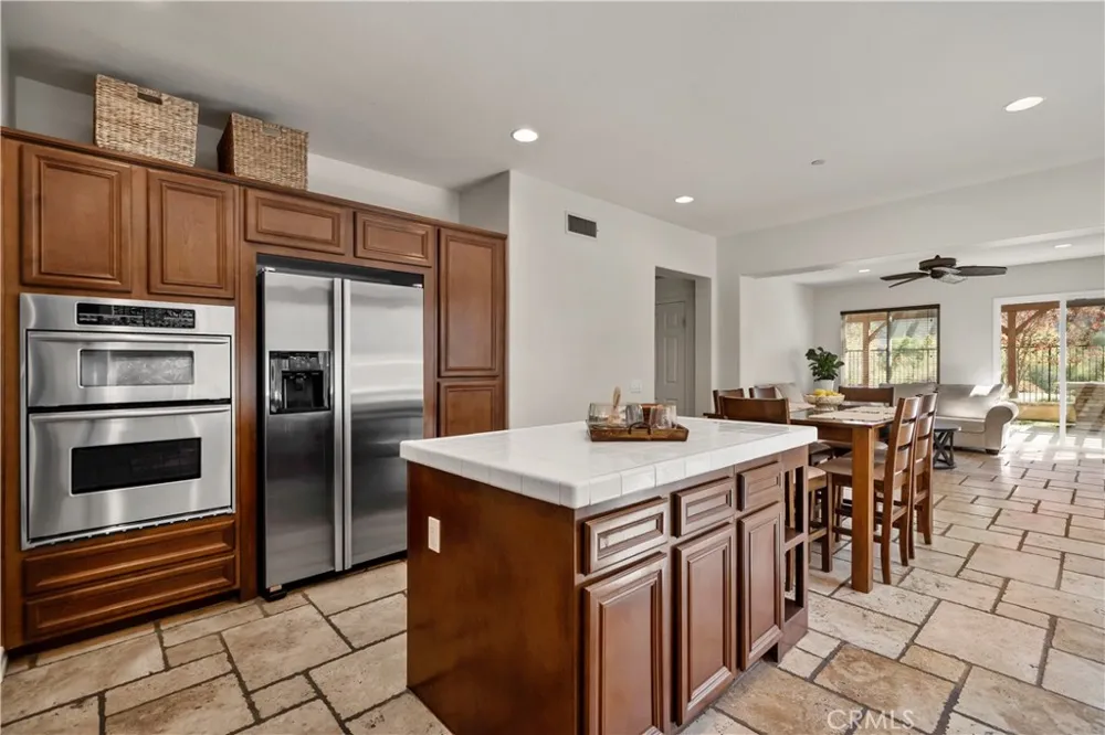 22 River Rock Court Azusa, CA 91702