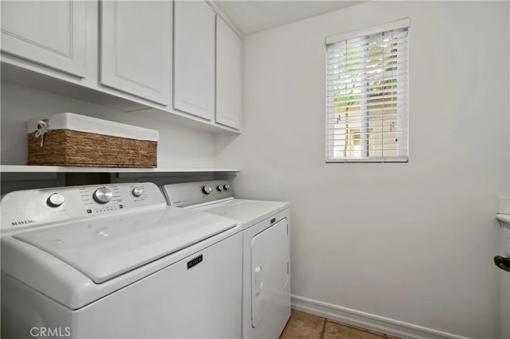 22 River Rock Court Azusa, CA 91702