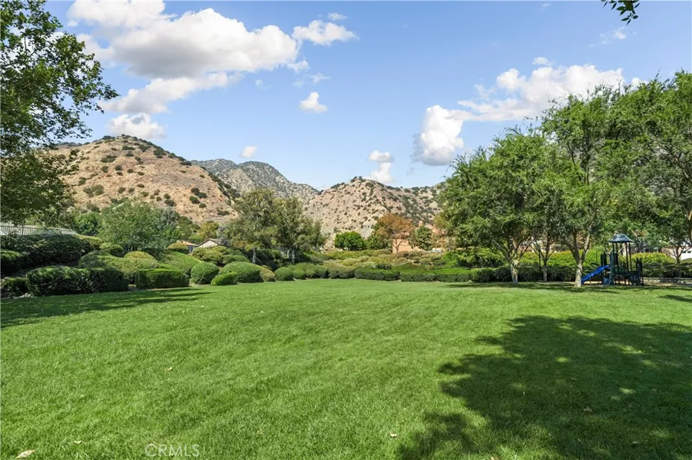 22 River Rock Court Azusa, CA 91702