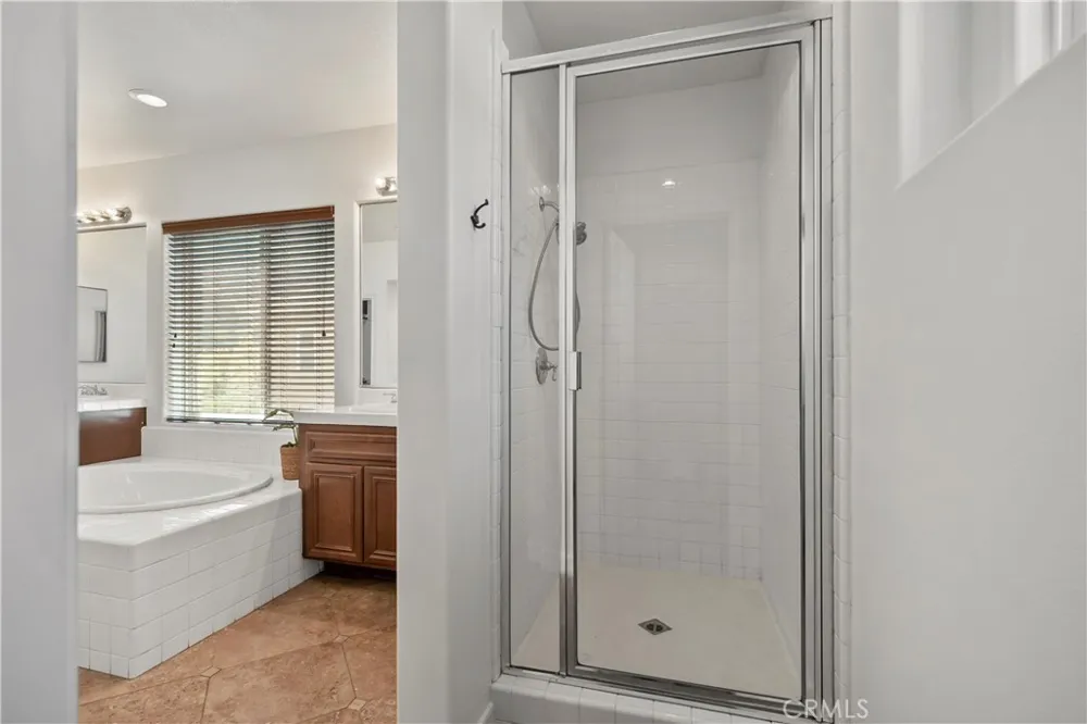22 River Rock Court Azusa, CA 91702