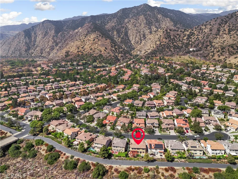 22 River Rock Court Azusa, CA 91702