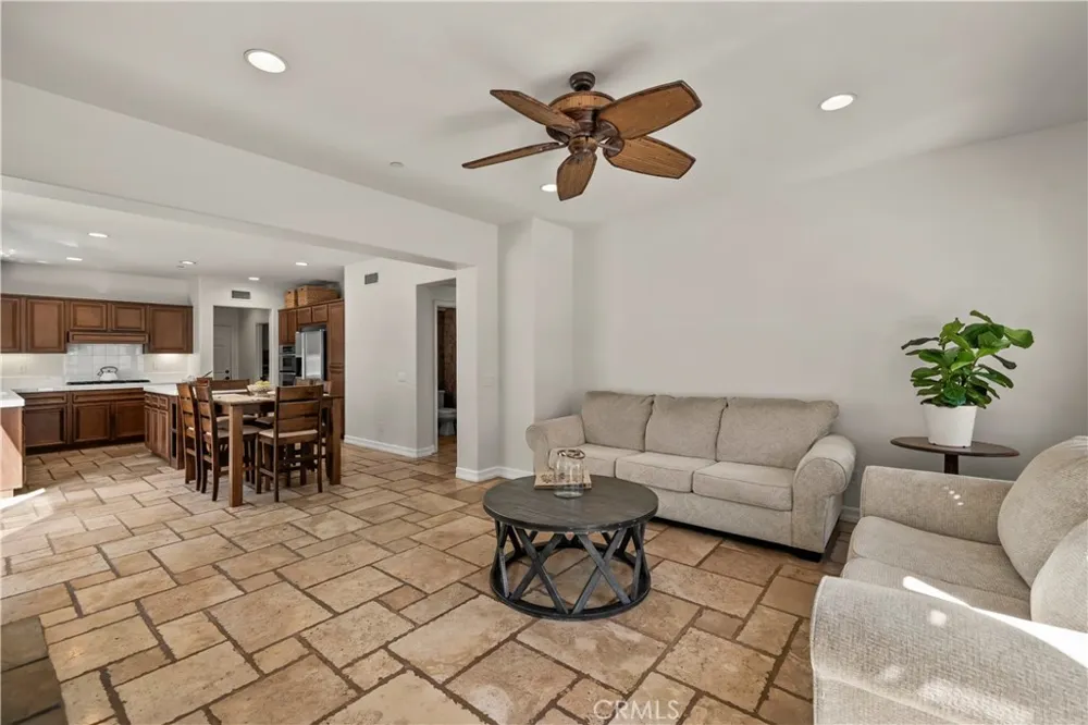 22 River Rock Court Azusa, CA 91702