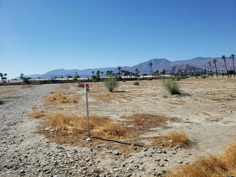 5 California Hwy 111