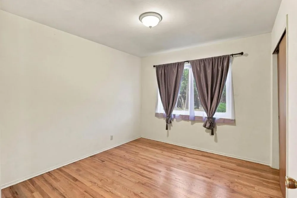 1010 S Baywood Avenue San Jose, CA 95128