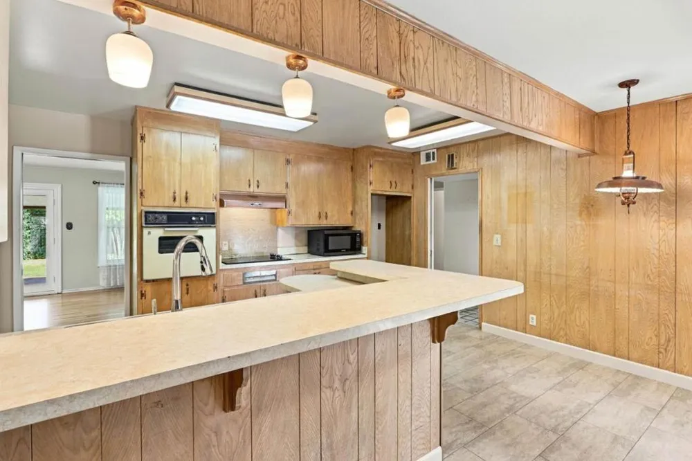 1010 S Baywood Avenue San Jose, CA 95128