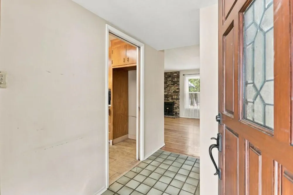 1010 S Baywood Avenue San Jose, CA 95128