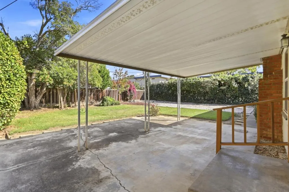 1010 S Baywood Avenue San Jose, CA 95128