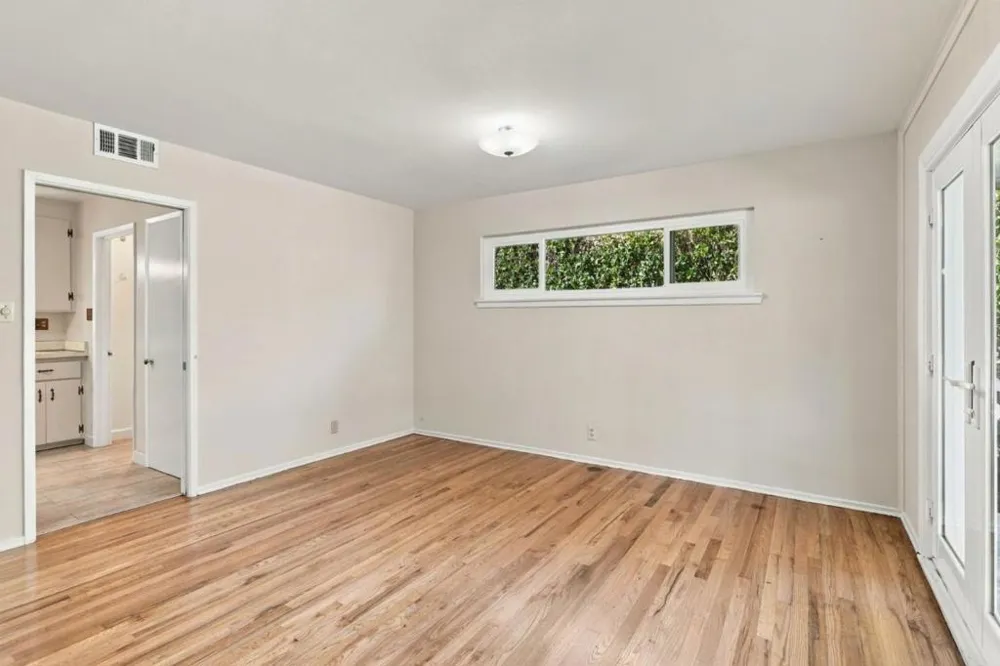 1010 S Baywood Avenue San Jose, CA 95128