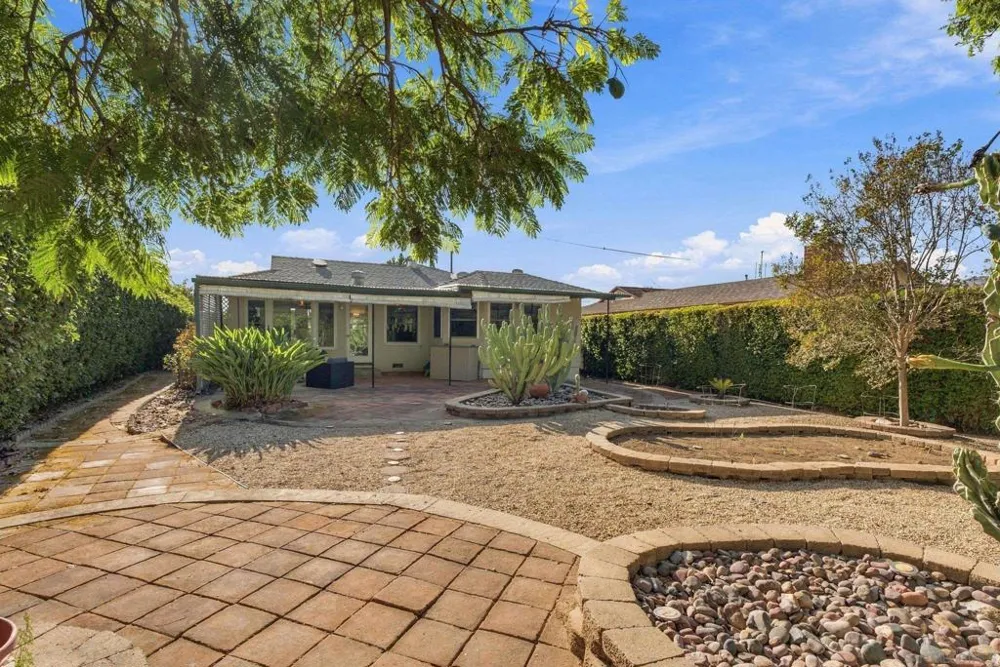 6111 Amarillo La Mesa, CA 91942