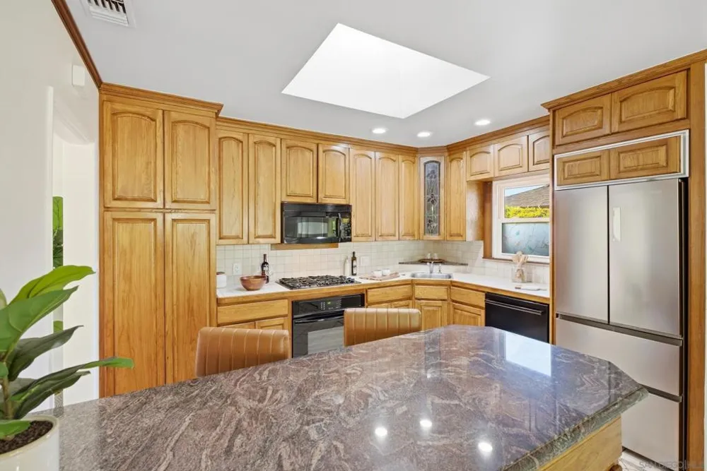 6111 Amarillo La Mesa, CA 91942