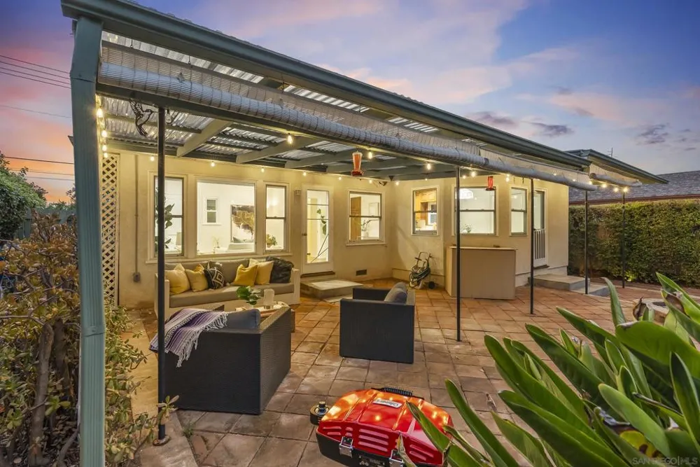 6111 Amarillo La Mesa, CA 91942