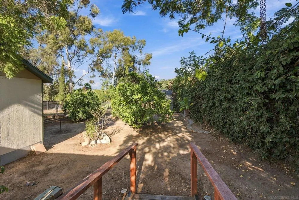 6111 Amarillo La Mesa, CA 91942