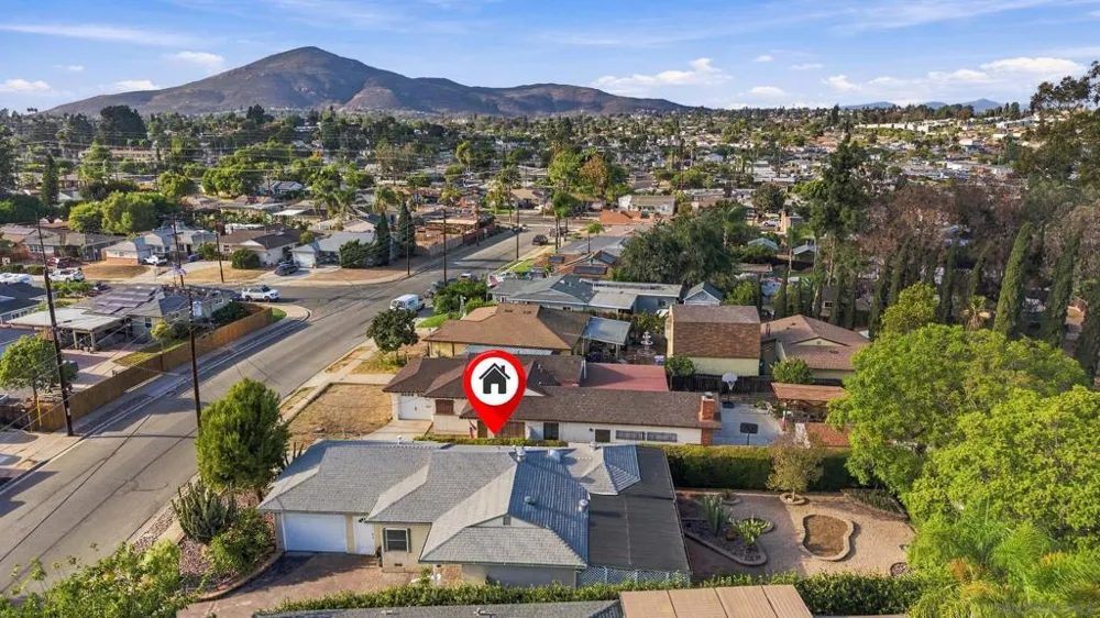 6111 Amarillo La Mesa, CA 91942