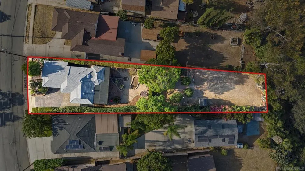 6111 Amarillo La Mesa, CA 91942