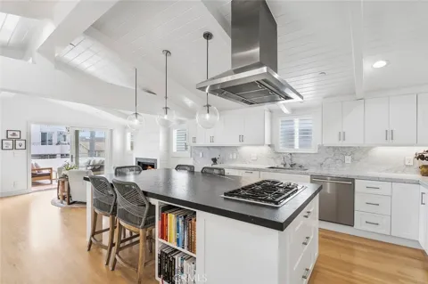 445 Marine Avenue #A