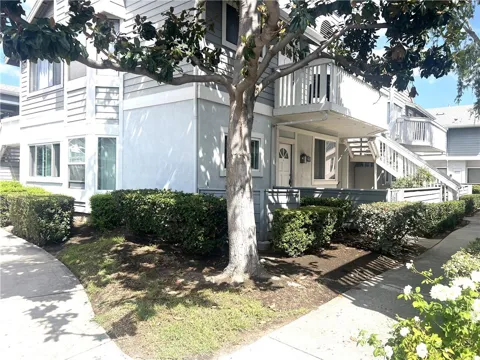 391 Huntington