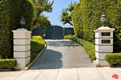 801 Alta Drive