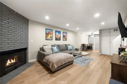 2452 Chelsea Place #M