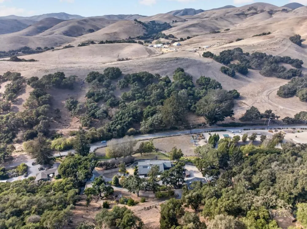 125 Old Stage Road Salinas, CA 93908