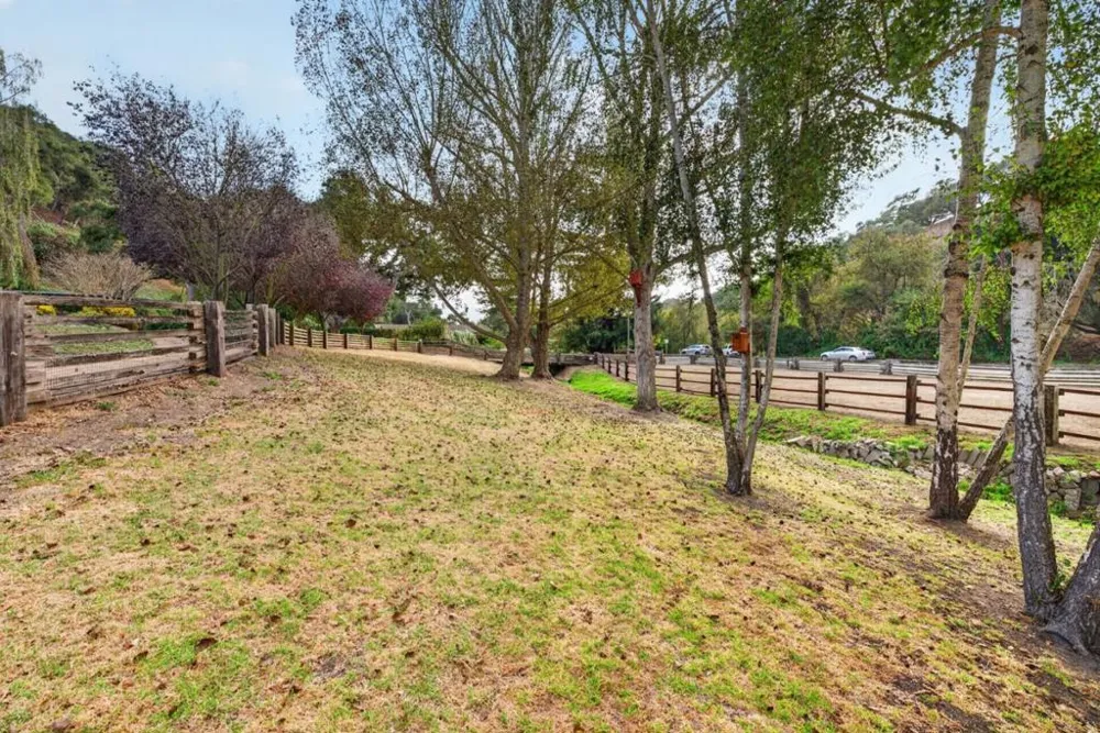 125 Old Stage Road Salinas, CA 93908
