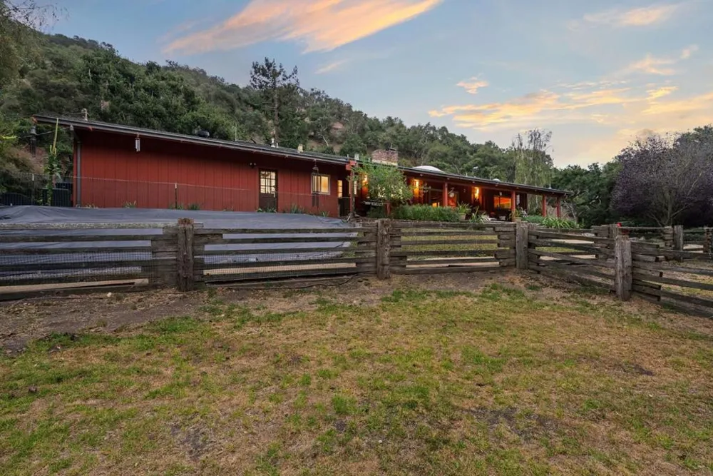 125 Old Stage Road Salinas, CA 93908