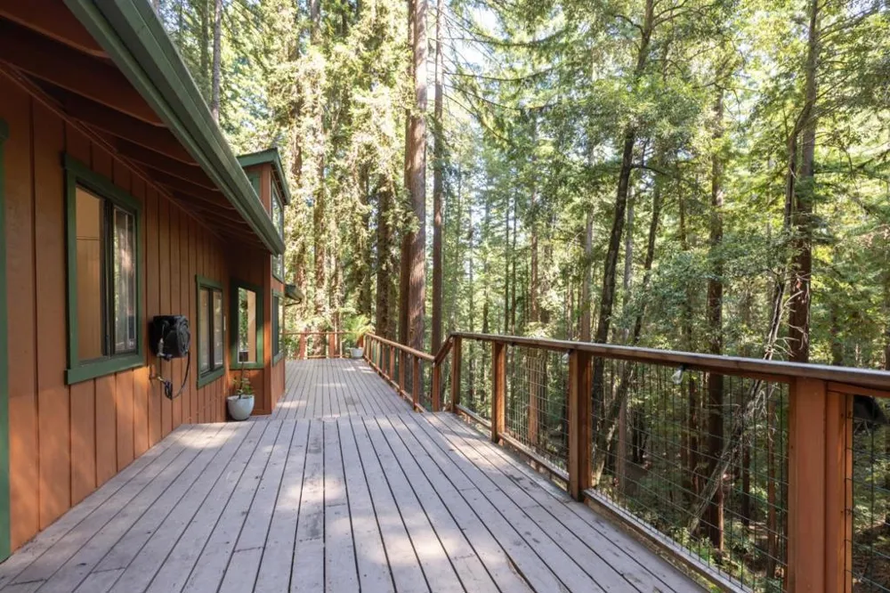 355 Waldeberg Road Ben Lomond, CA 95005