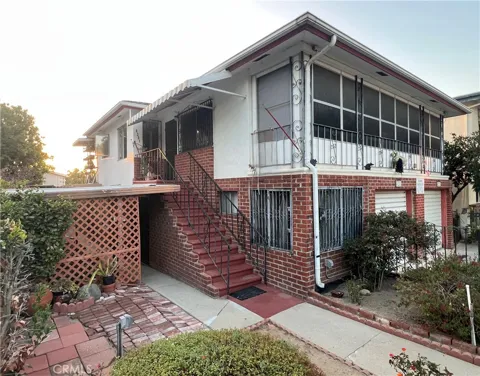 6231 Greenleaf Avenue #C
