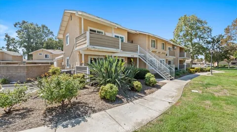 3732 Oak Creek #H
