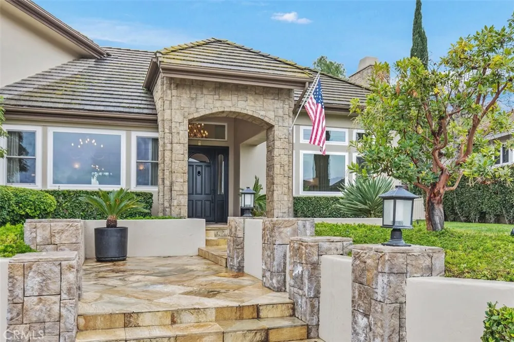 22499 Bear Creek Drive S Murrieta, CA 92562