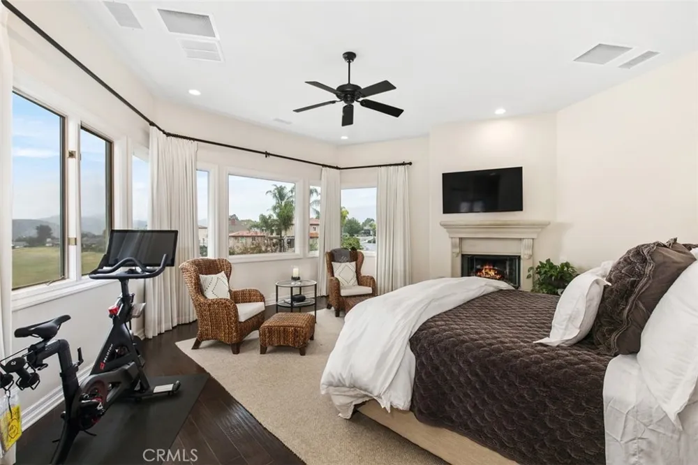22499 Bear Creek Drive S Murrieta, CA 92562