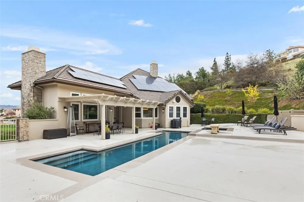 22499 Bear Creek Drive S Murrieta, CA 92562