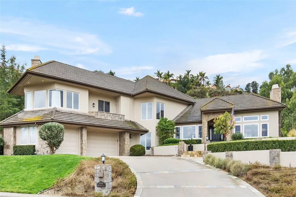 22499 Bear Creek Drive S Murrieta, CA 92562