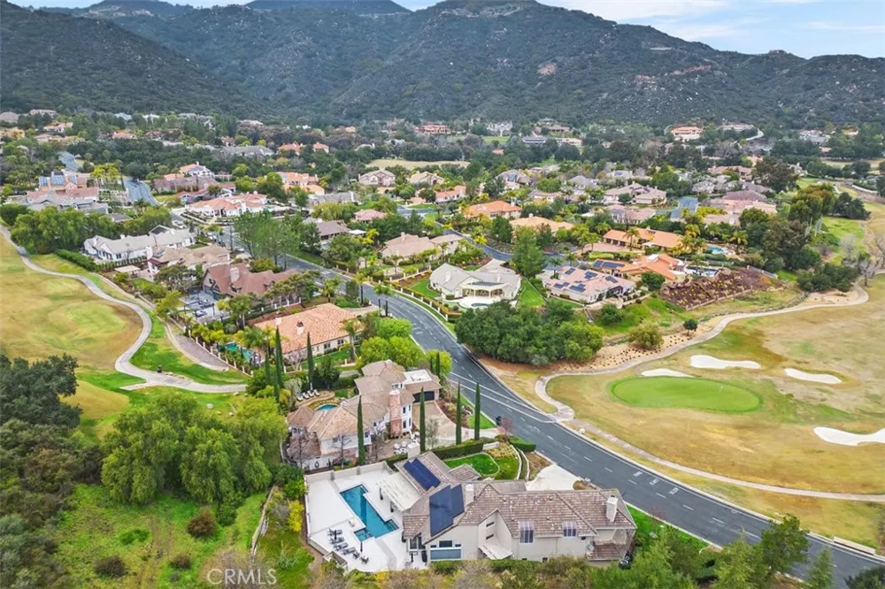 22499 Bear Creek Drive S Murrieta, CA 92562