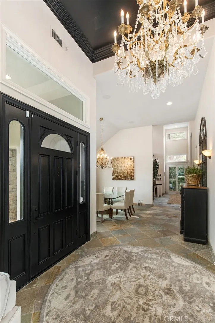 22499 Bear Creek Drive S Murrieta, CA 92562