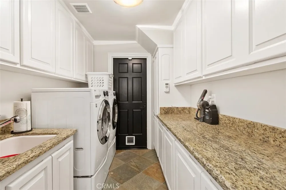22499 Bear Creek Drive S Murrieta, CA 92562