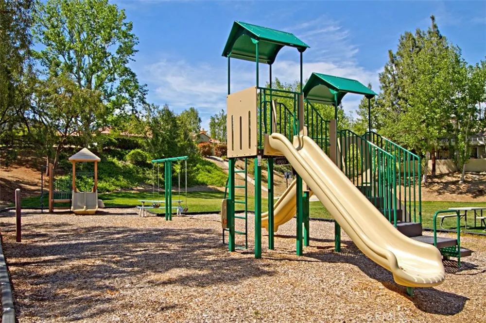 22499 Bear Creek Drive S Murrieta, CA 92562