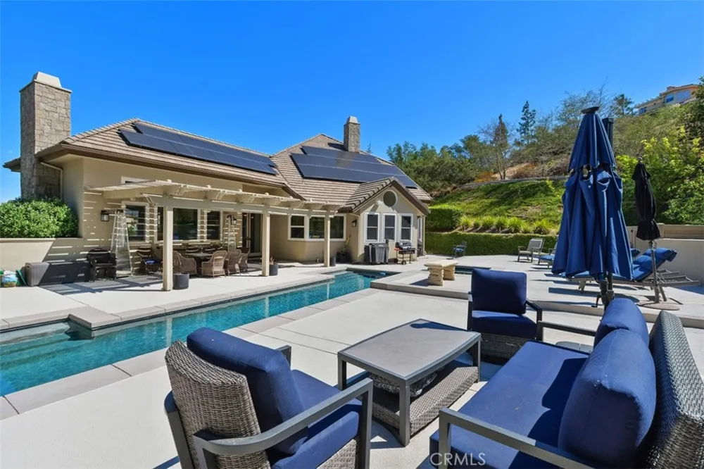 22499 Bear Creek Drive S Murrieta, CA 92562
