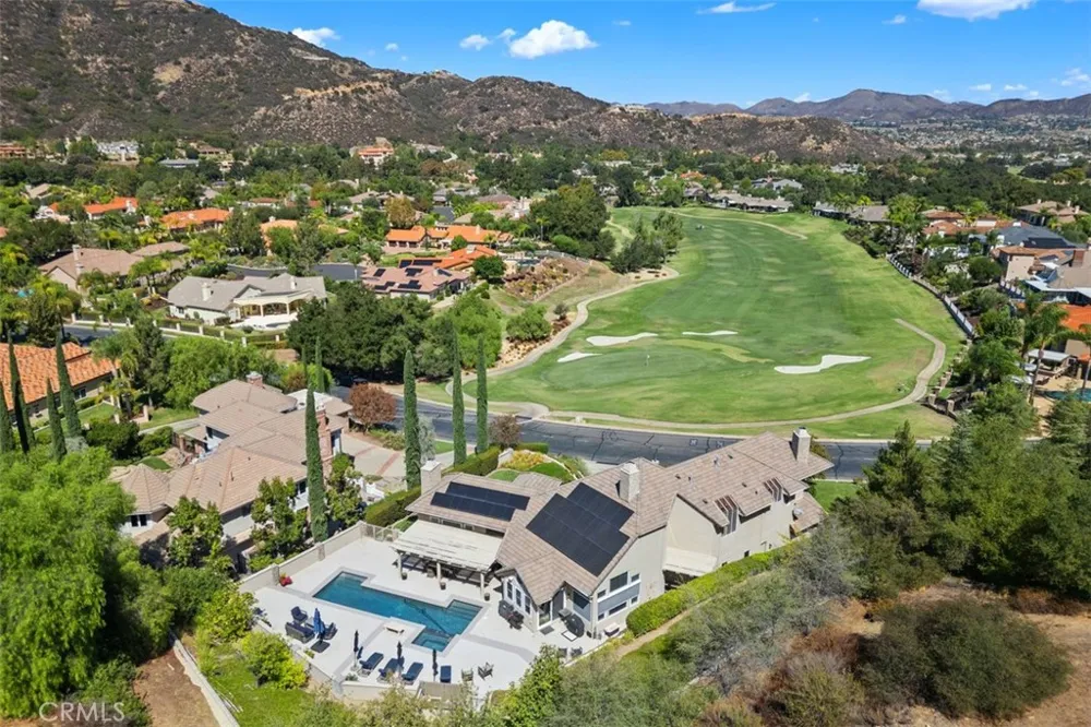 22499 Bear Creek Drive S Murrieta, CA 92562