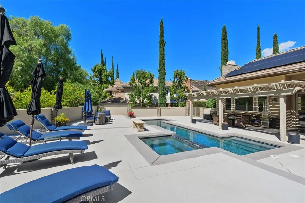 22499 Bear Creek Drive S Murrieta, CA 92562