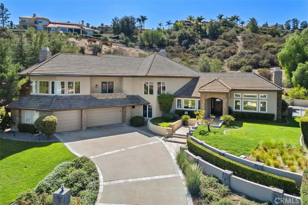 22499 Bear Creek Drive S Murrieta, CA 92562