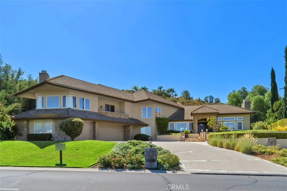 22499 Bear Creek Drive S Murrieta, CA 92562