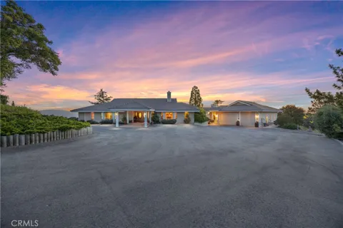 30300 Piebald Court